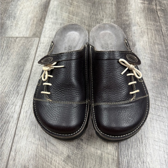 Birkenstock Alpro‎ Black Clogs - Picture 2 of 14